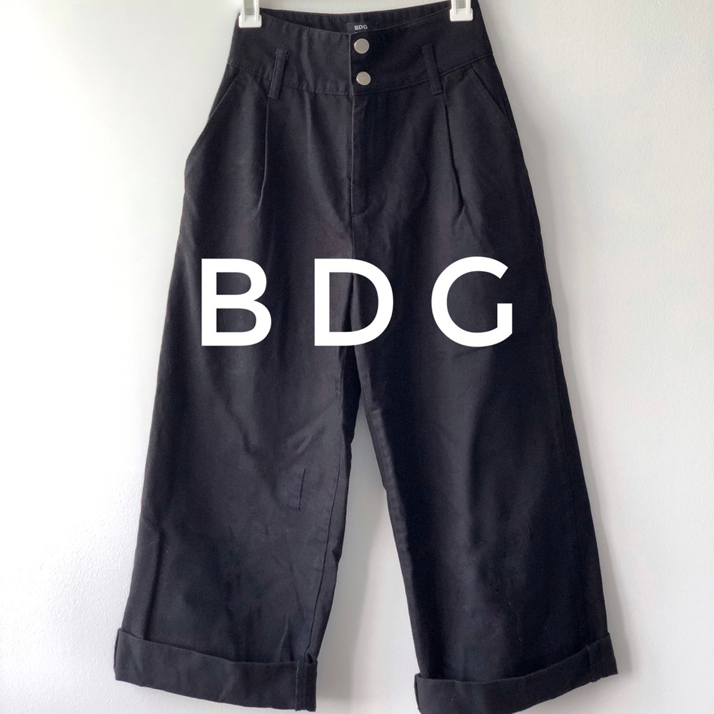 BDG • wide leg cuffed high waisted jeans black